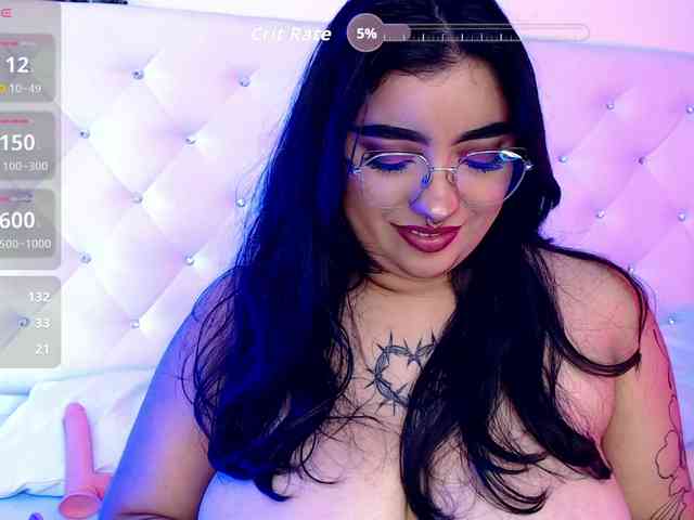 mollycurvyhot webcam