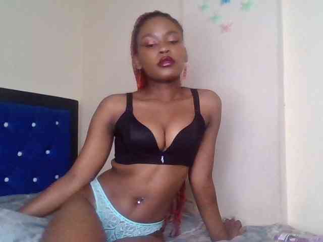 LillyGoddess webcam