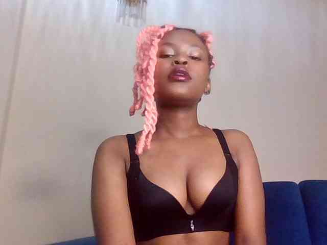 LillyGoddess webcam