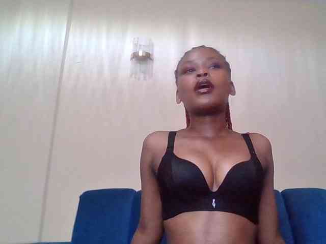 LillyGoddess webcam