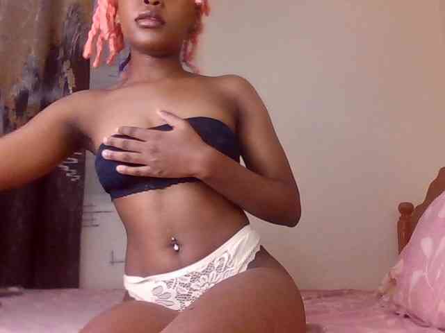 LillyGoddess webcam