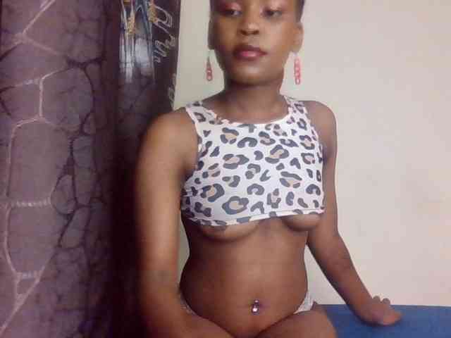 LillyGoddess webcam
