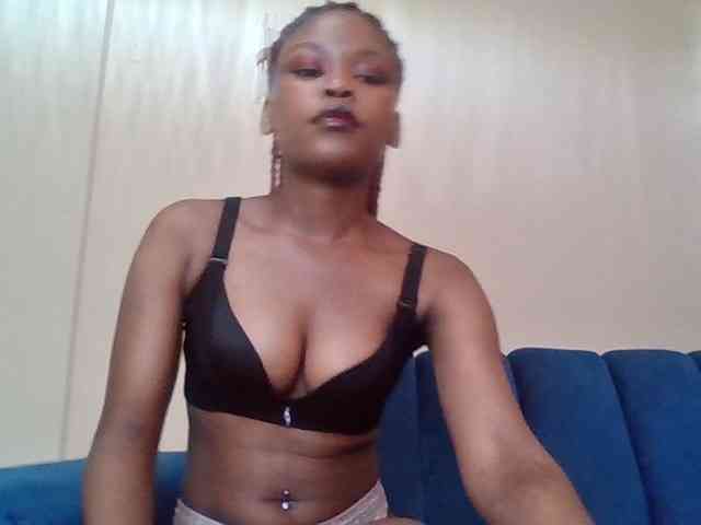 LillyGoddess webcam
