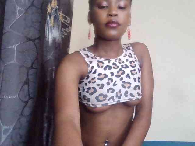 LillyGoddess webcam