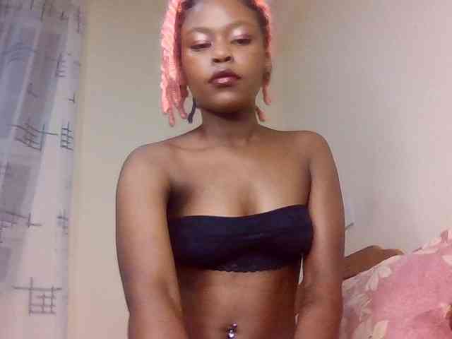 LillyGoddess webcam