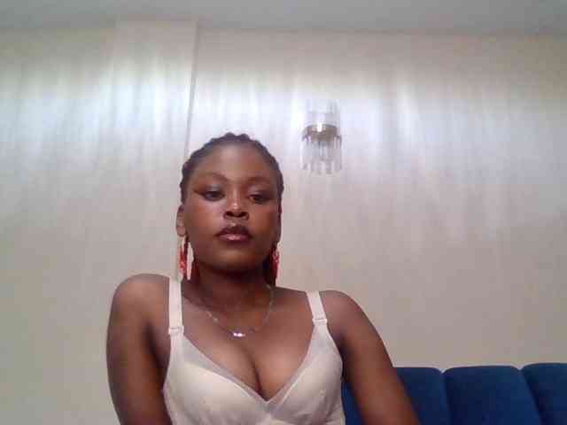 LillyGoddess webcam