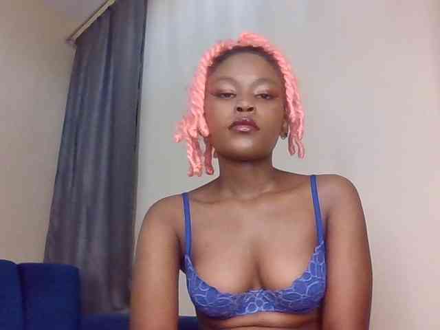 LillyGoddess webcam