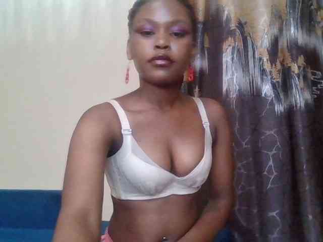 LillyGoddess webcam