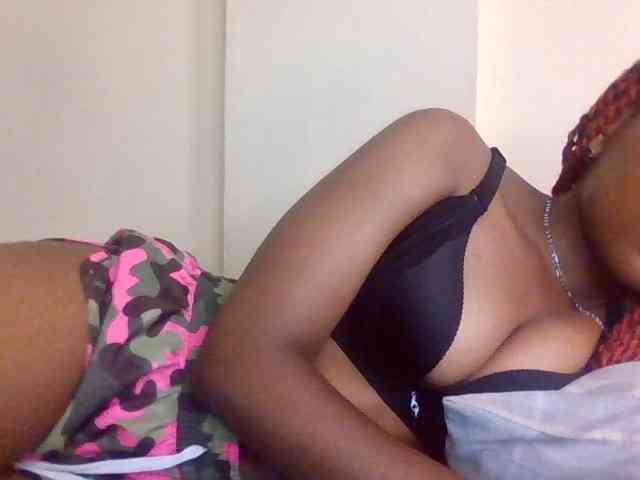 LillyGoddess webcam