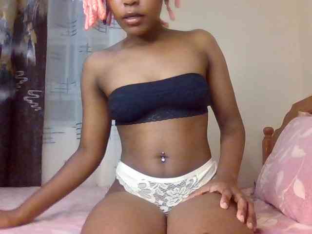 LillyGoddess webcam