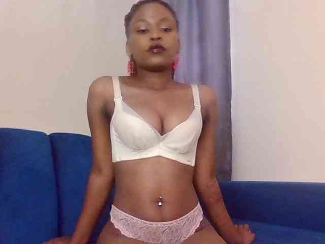 LillyGoddess webcam
