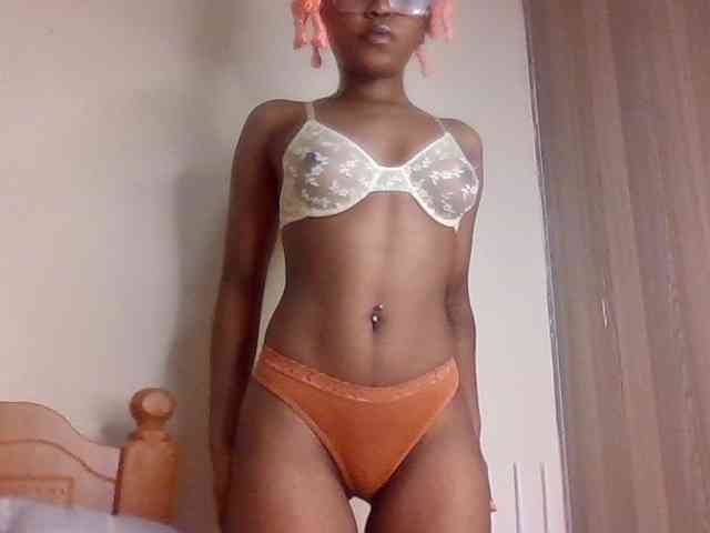 LillyGoddess webcam
