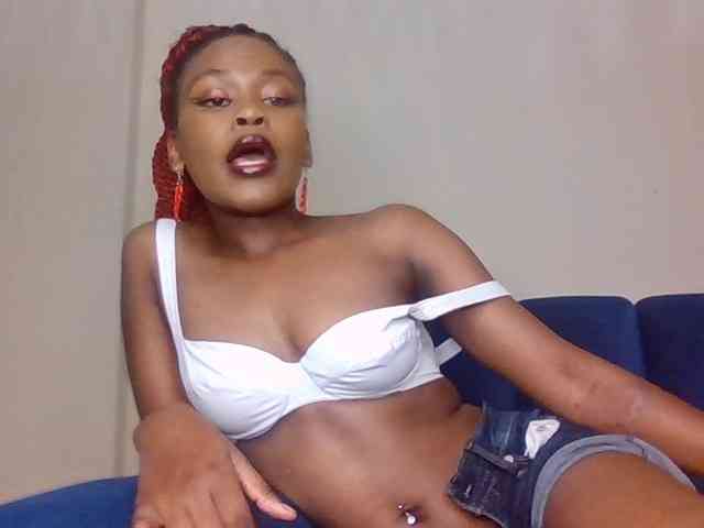 LillyGoddess webcam