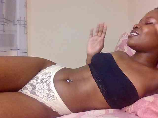 LillyGoddess webcam