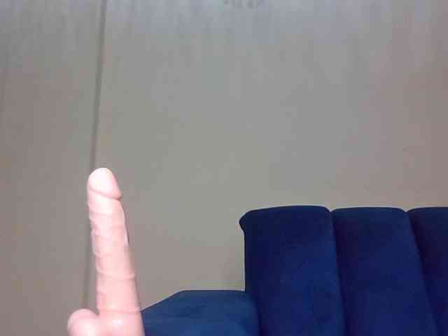 LillyGoddess webcam