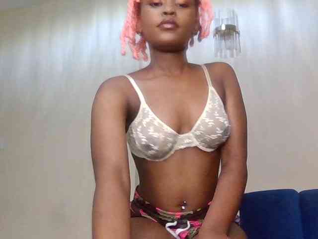 LillyGoddess webcam