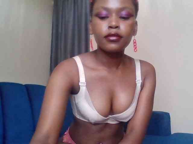 LillyGoddess webcam