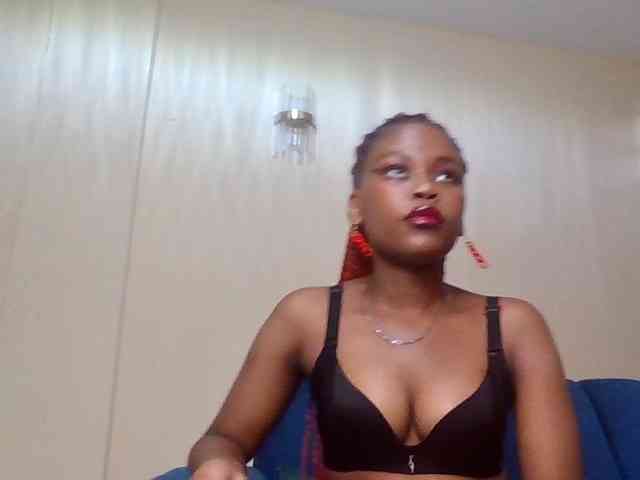LillyGoddess webcam