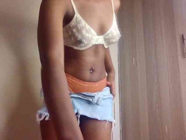 LillyGoddess webcam