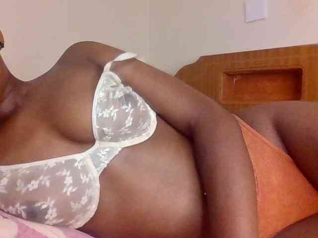 LillyGoddess webcam