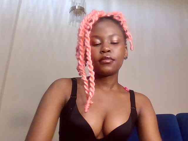 LillyGoddess webcam