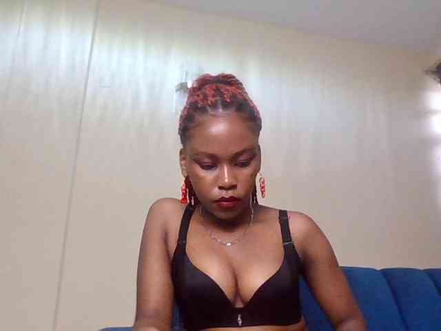 LillyGoddess webcam