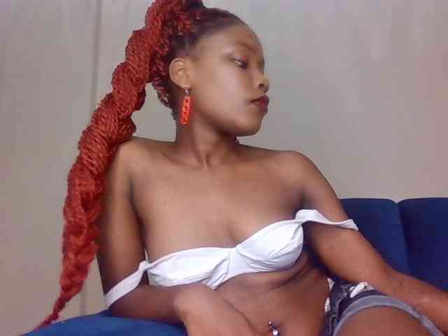 LillyGoddess webcam