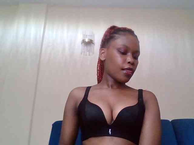 LillyGoddess webcam