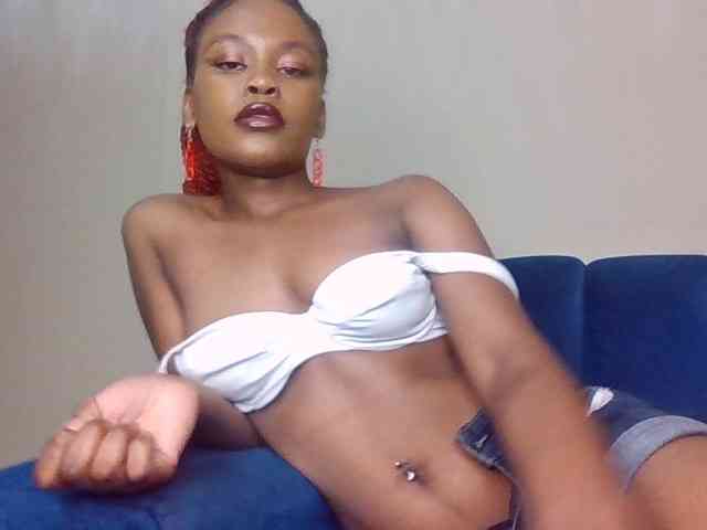 LillyGoddess webcam