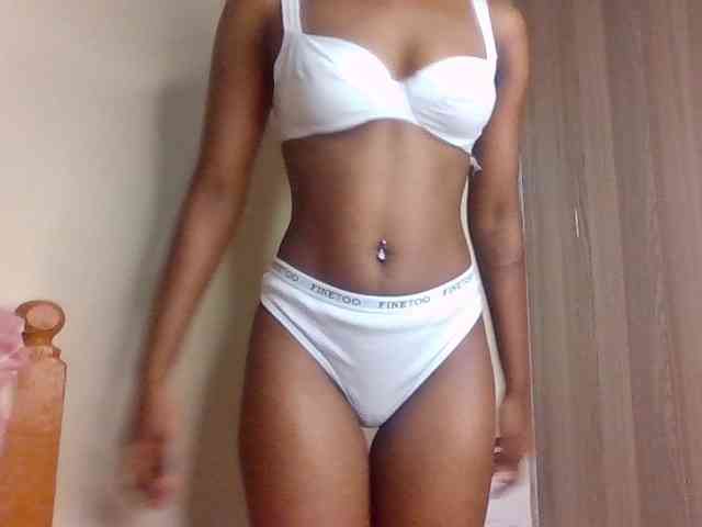 LillyGoddess webcam