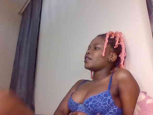 LillyGoddess webcam