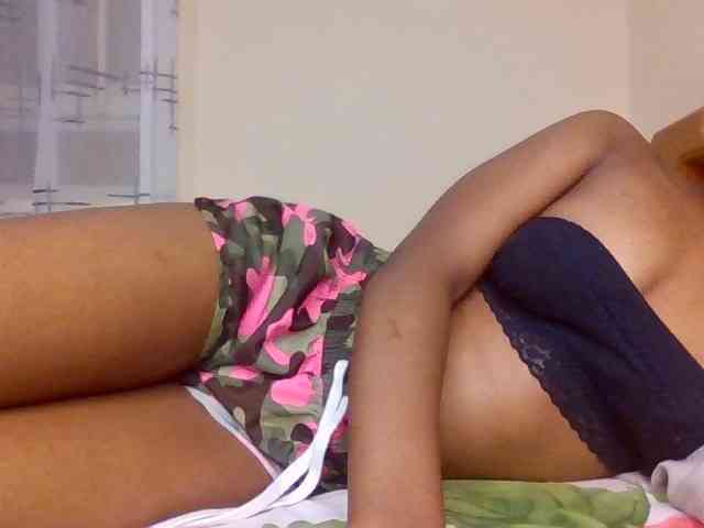 LillyGoddess webcam