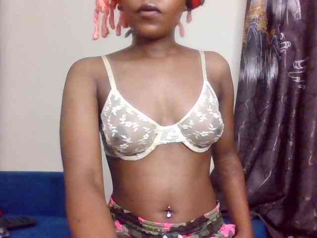 LillyGoddess webcam