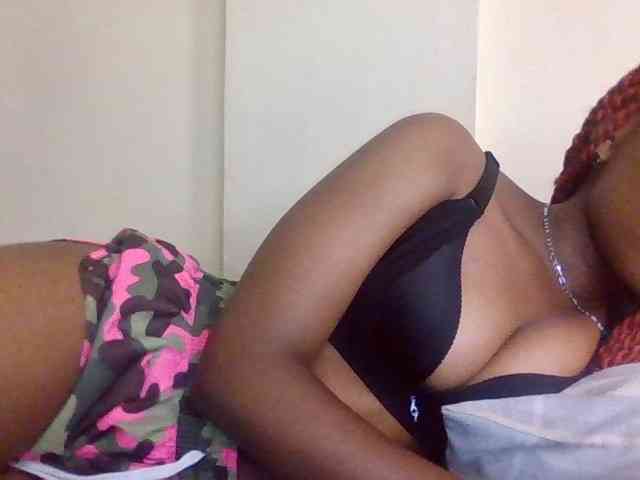 LillyGoddess webcam