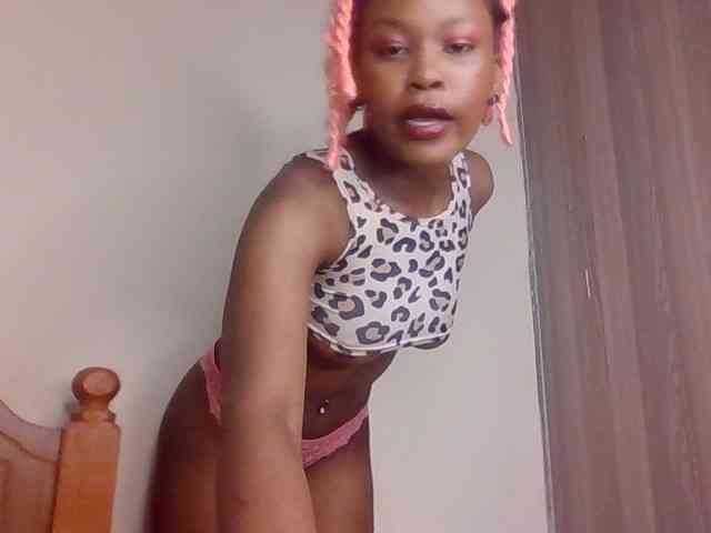 LillyGoddess webcam