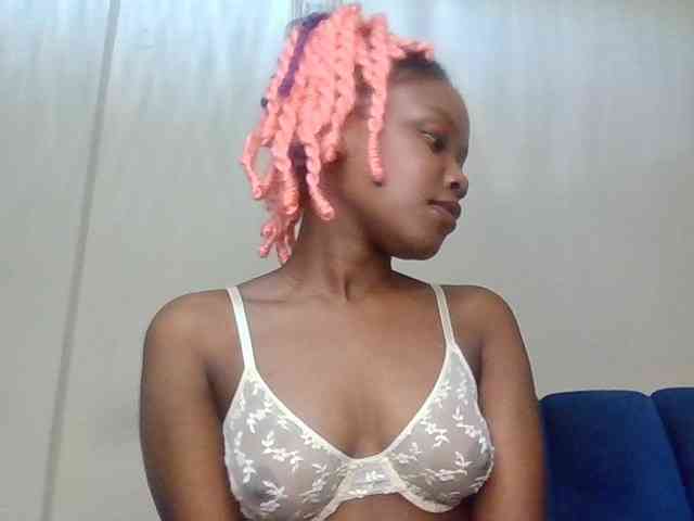 LillyGoddess webcam
