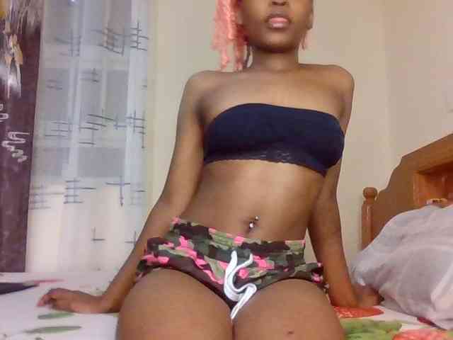 LillyGoddess webcam