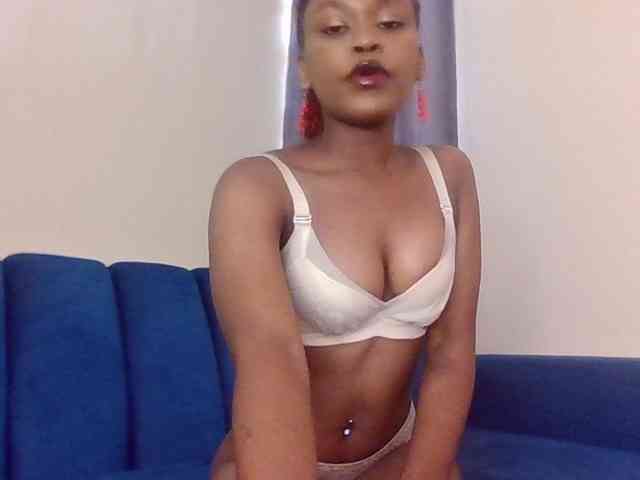 LillyGoddess webcam