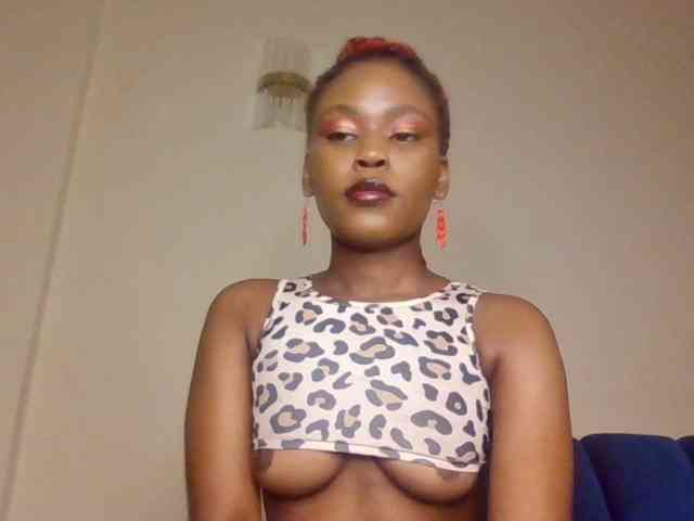 LillyGoddess webcam
