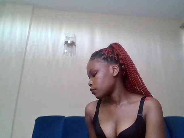 LillyGoddess webcam