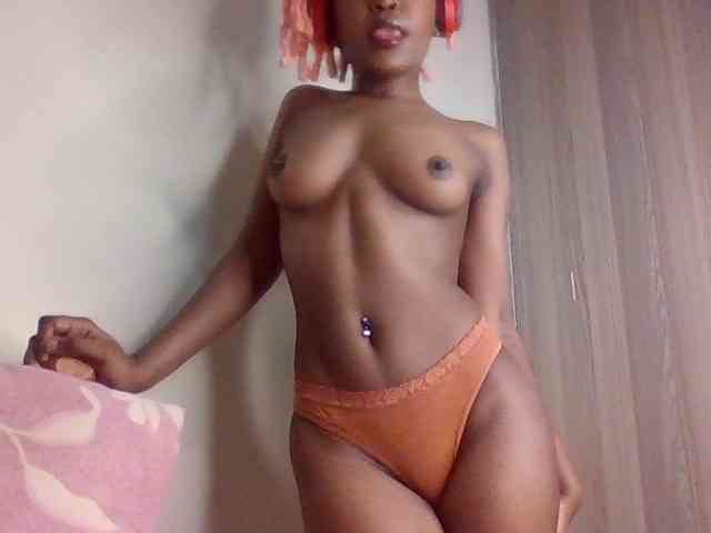 LillyGoddess webcam