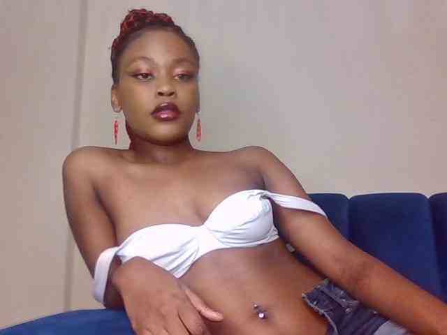 LillyGoddess webcam