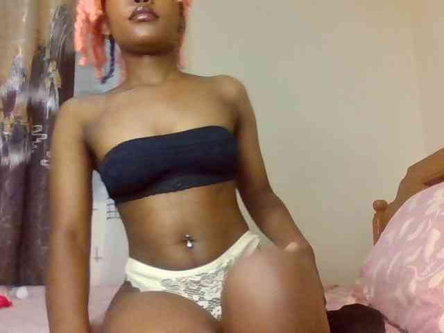 LillyGoddess webcam
