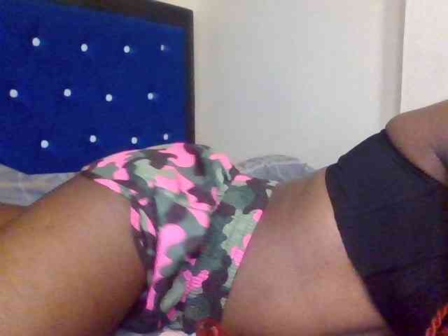 LillyGoddess webcam