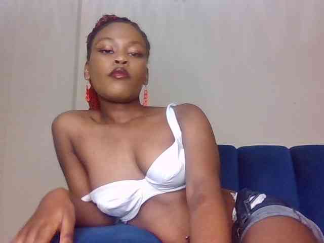 LillyGoddess webcam