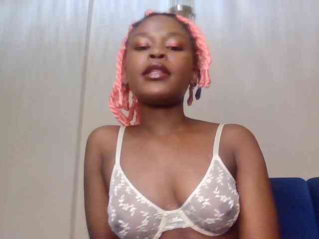 LillyGoddess webcam