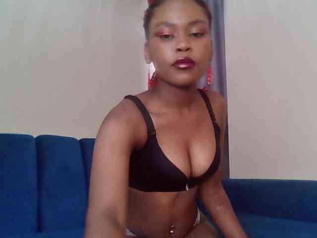 LillyGoddess webcam