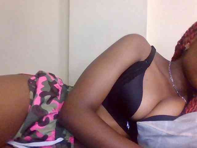 LillyGoddess webcam