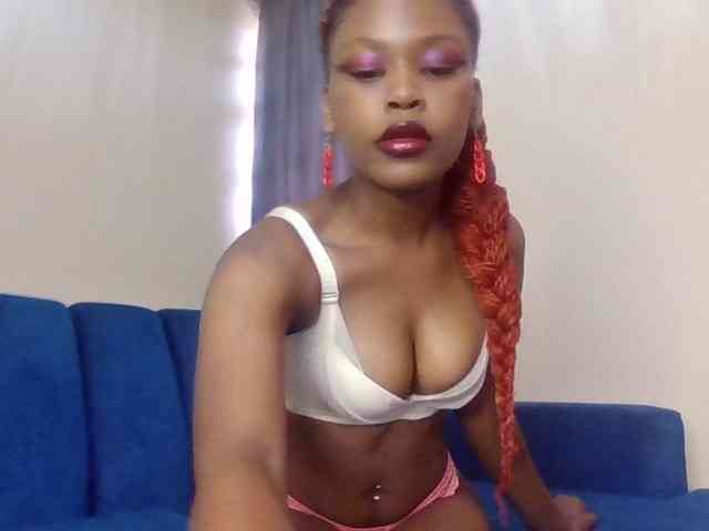 LillyGoddess webcam