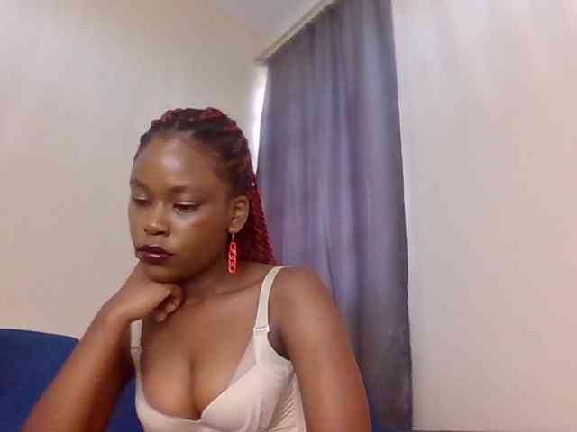 LillyGoddess webcam